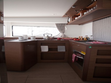 Lagoon-Bénéteau Lagoon 42 - 4 + 1 cab. Stolos