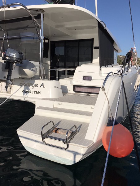 Lagoon-Bénéteau Lagoon 42 - 4 + 2 cab. George A