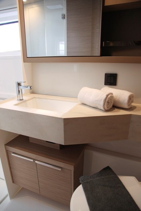 Lagoon-Bénéteau Lagoon 46 - 4 + 2 cab. Iris