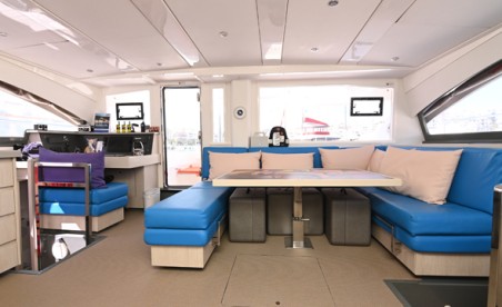 Leopard Catamarans / Robertson & Caine Leopard 51 PC - 4 + 2 cab. Paradise Sea