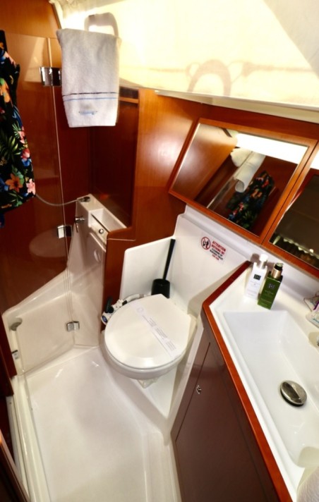 Oceanis 41.1 | Yacht Charter Greece | Travelboat