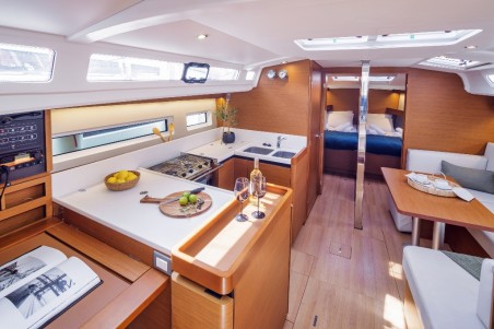 Jeanneau Sun Odyssey 440 - 4 cab. Thousand Sunny