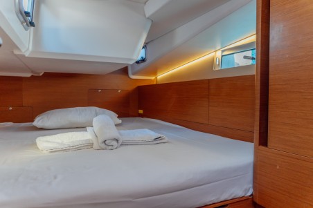 Beneteau Sun Odyssey 490 | Yacht Charter Greece | Travelboat