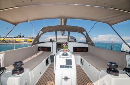 Jeanneau Sun Odyssey 490 - 4 cab. Knot