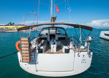 Jeanneau Sun Odyssey 490 - 4 cab. Knot