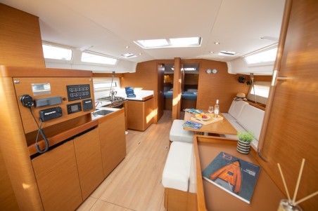 Jeanneau Sun Odyssey 490 - 4 cab. Lara