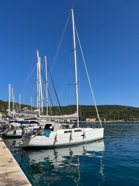 Hanse Yachts Hanse 400 Mara