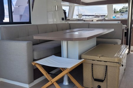 Catana Group Bali 4.2 Seas the Day BVI