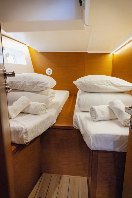 Jeanneau Jeanneau 54 - 5 + 1 cab. Cielito Lindo