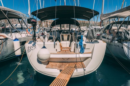 Jeanneau Sun Odyssey 49 Živa