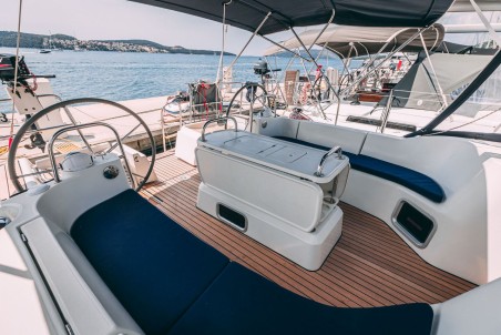 Jeanneau Sun Odyssey 49i Ana B.