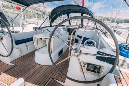 Jeanneau Sun Odyssey 49i Ana B.