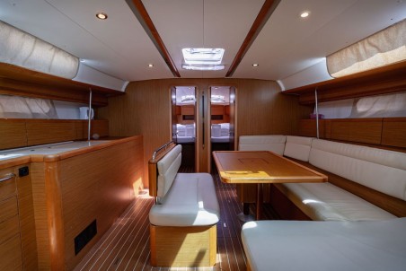 Jeanneau Sun Odyssey 49i Ana B.