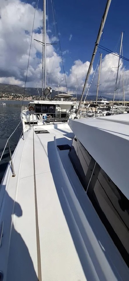 Catana Group Bali 4.2 - 4 + 1 cab. White Pearl