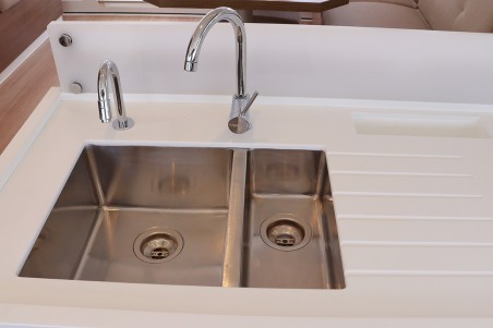 Catana Group Bali 4.2 Sweet Escape BVI