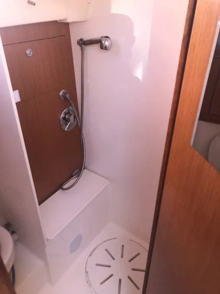 Bavaria Yachtbau Bavaria 43 Cruiser Aqua Dream