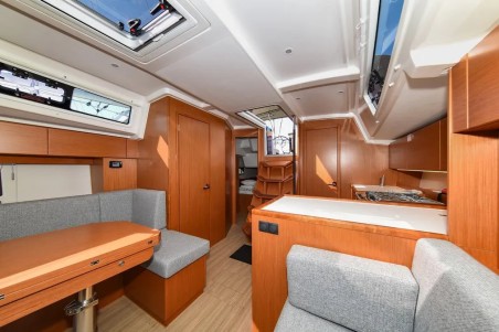 Bavaria Yachtbau Bavaria C38 Sea Cloud