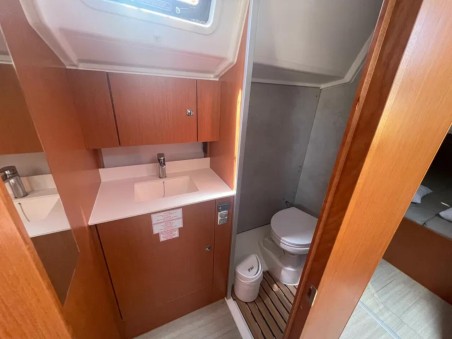 Bavaria Yachtbau Bavaria C42 Blackberry