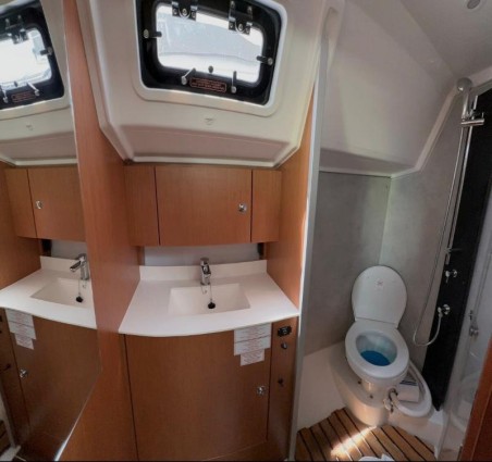 Bavaria Yachtbau Bavaria C42 Horizon