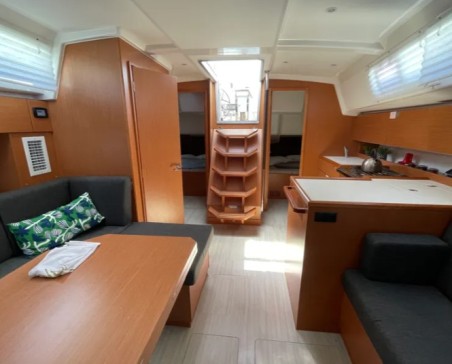 Bavaria Yachtbau Bavaria C42 Maia