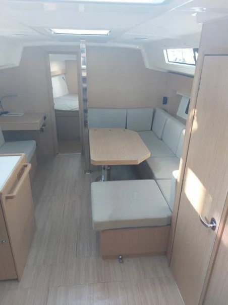 Bavaria Yachtbau Bavaria C42 Marabou
