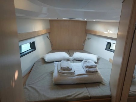 Bavaria Yachtbau Bavaria C42 Marabou