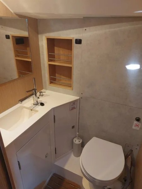 Bavaria Yachtbau Bavaria C42 Marabou