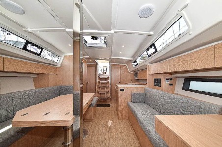 Bavaria Yachtbau Bavaria C42 Mauvic