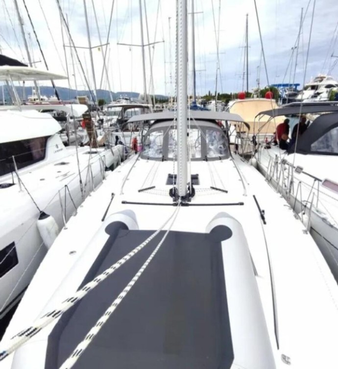 Bavaria Yachtbau Bavaria C42 Oktana