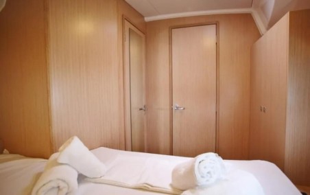 Bavaria C42 | Yacht Charter Greece | Travelboat