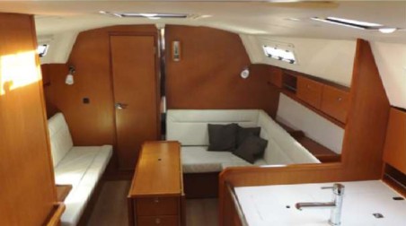 Bavaria Yachtbau Bavaria Cruiser 36 Kiwi