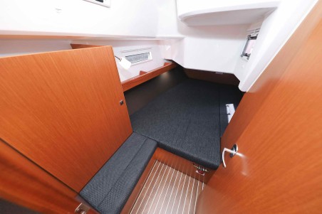 Bavaria Yachtbau Bavaria Cruiser 37 - 3 cab. Lupe