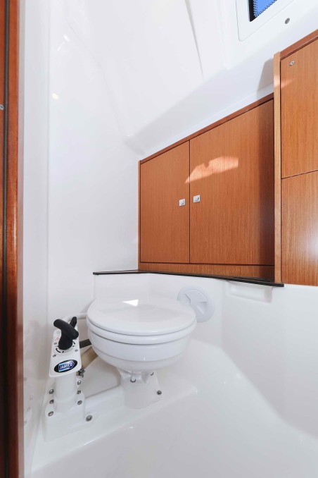 Bavaria Yachtbau Bavaria Cruiser 37 - 3 cab. Lupe