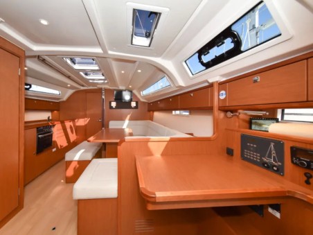 Bavaria Yachtbau Bavaria Cruiser 41 - 3 cab. Nixie