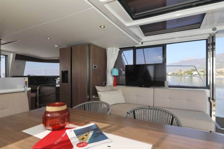 Catana Group Bali 4.4 - 4 + 1 cab. Beau Loup