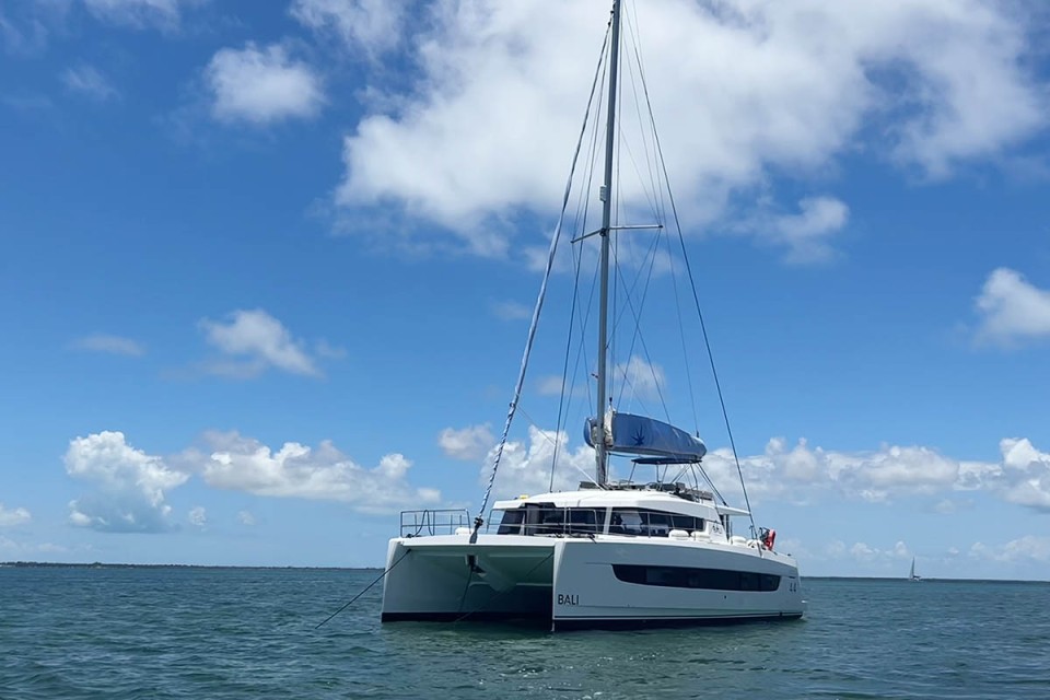 Catana Group Bali 4.4 - 4 + 1 cab. Exodus