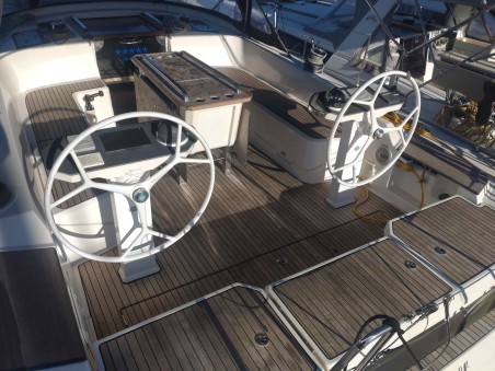 Bavaria Yachtbau Bavaria Cruiser 56 - 5 + 1 cab. Sea Flower