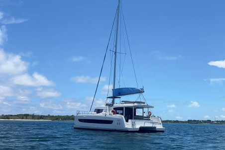 Catana Group Bali 4.4 - 4 + 1 cab. Exodus