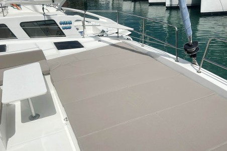 Catana Group Bali 4.4 - 4 + 1 cab. Neo