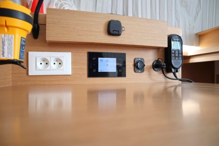 Excess Excess 11 - 4 + 1 + 1 cab. Starfish