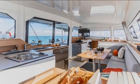 Excess Excess 11 - 4 + 2 cab. Zenith