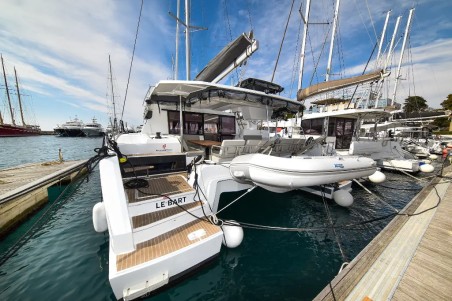 Fountaine Pajot Fountaine Pajot Astrea 42 - 4 + 2 cab. Le Bart