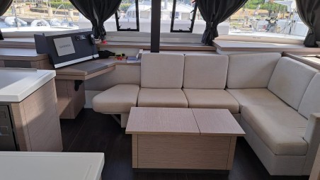 Fountaine Pajot Fountaine Pajot Astrea 42 - 4 + 2 cab. Marguerite