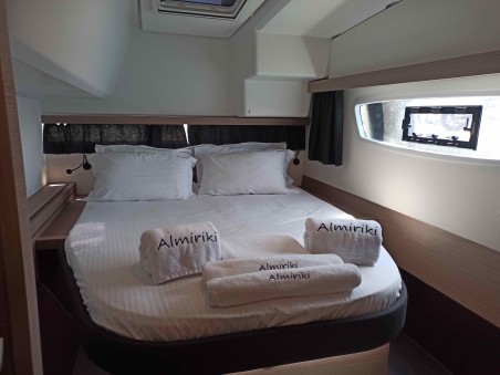 Fountaine Pajot Fountaine Pajot Isla 40 - 4 + 1 cab. Almiriki