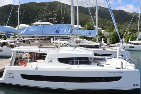 Catana Group Bali 4.4 - 4 + 1 cab. Seas Another Day
