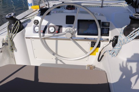 Catana Group Bali 4.4 - 4 + 1 cab. Seas Another Day