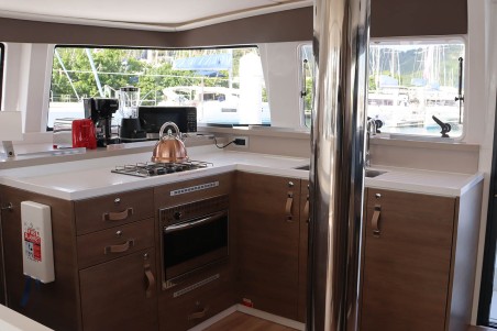 Catana Group Bali 4.4 - 4 + 1 cab. Seas Another Day