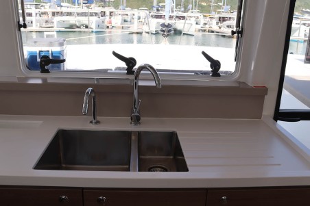 Catana Group Bali 4.4 - 4 + 1 cab. Seas Another Day