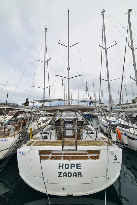 Bénéteau Oceanis 41 Hope