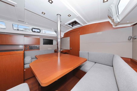 Bénéteau Oceanis 41.1 Seven